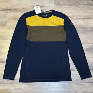 NWT SmartWOOL merino 250 mens baselayer color block crew size medium *HOLES